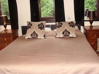 Foxwood Guest House Robin Hood 外观 照片