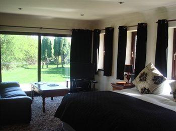 Foxwood Guest House Robin Hood 外观 照片