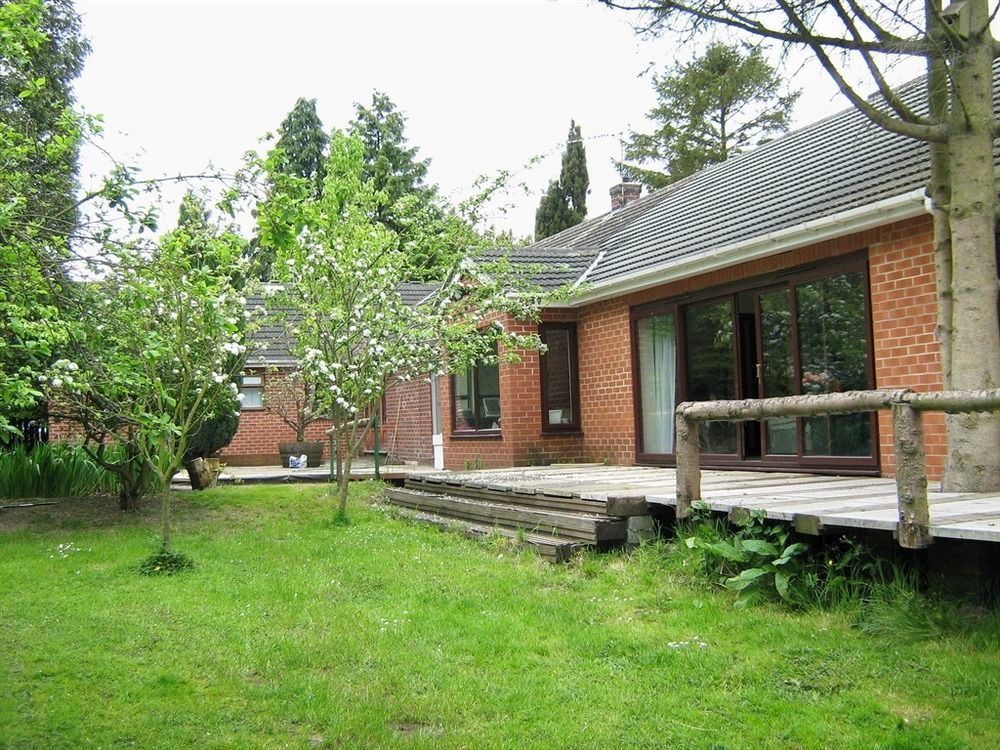Foxwood Guest House Robin Hood 外观 照片
